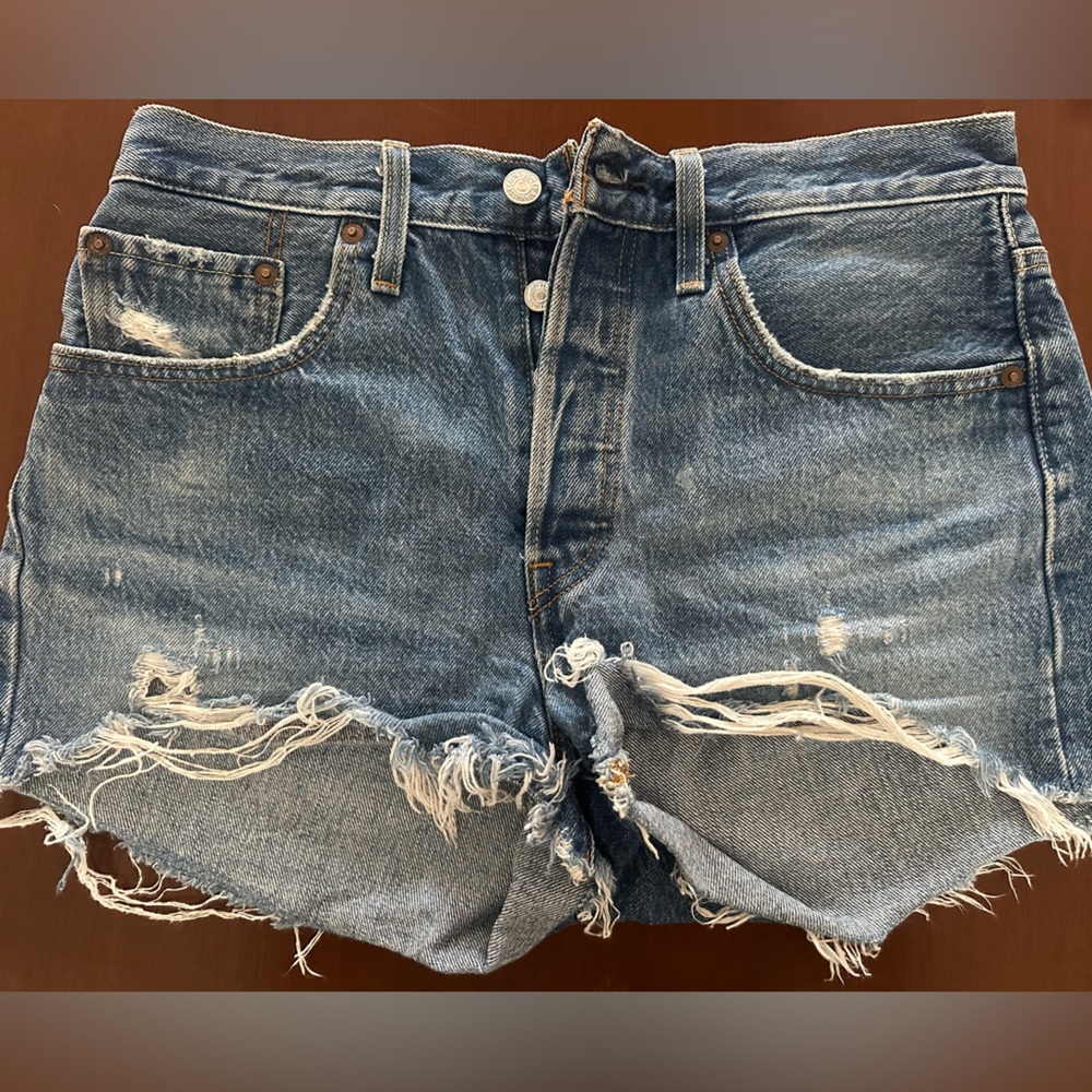 Levi’s 501 high waisted shorts